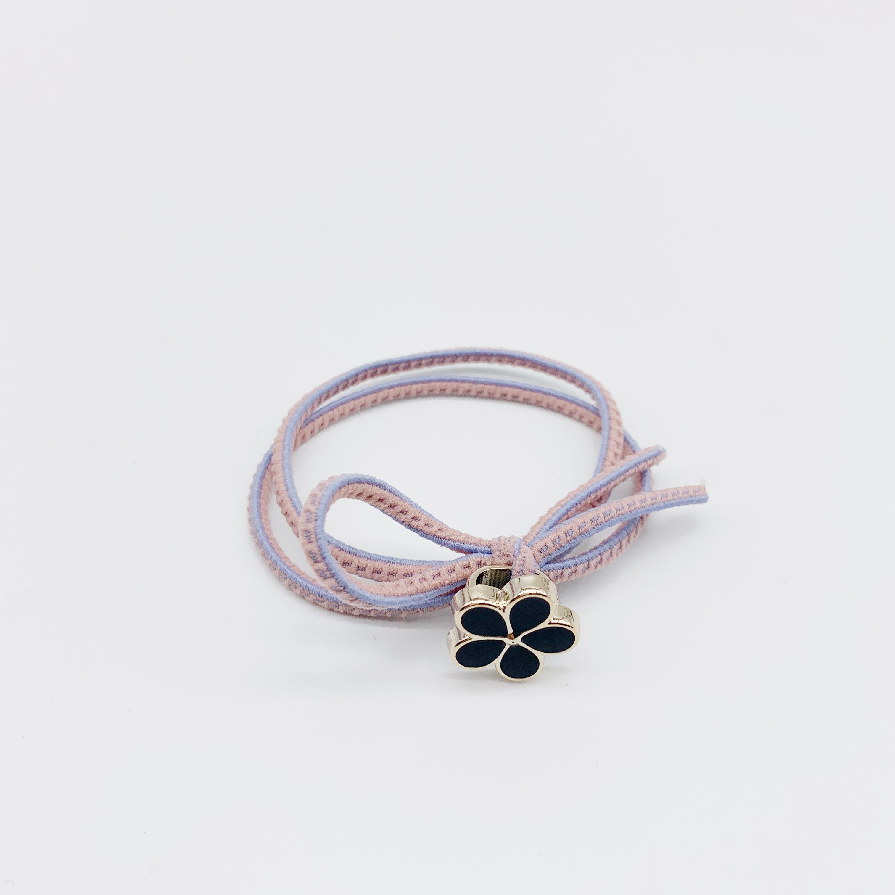 Round rubber bands tied with white edges and plum blossoms Specification image