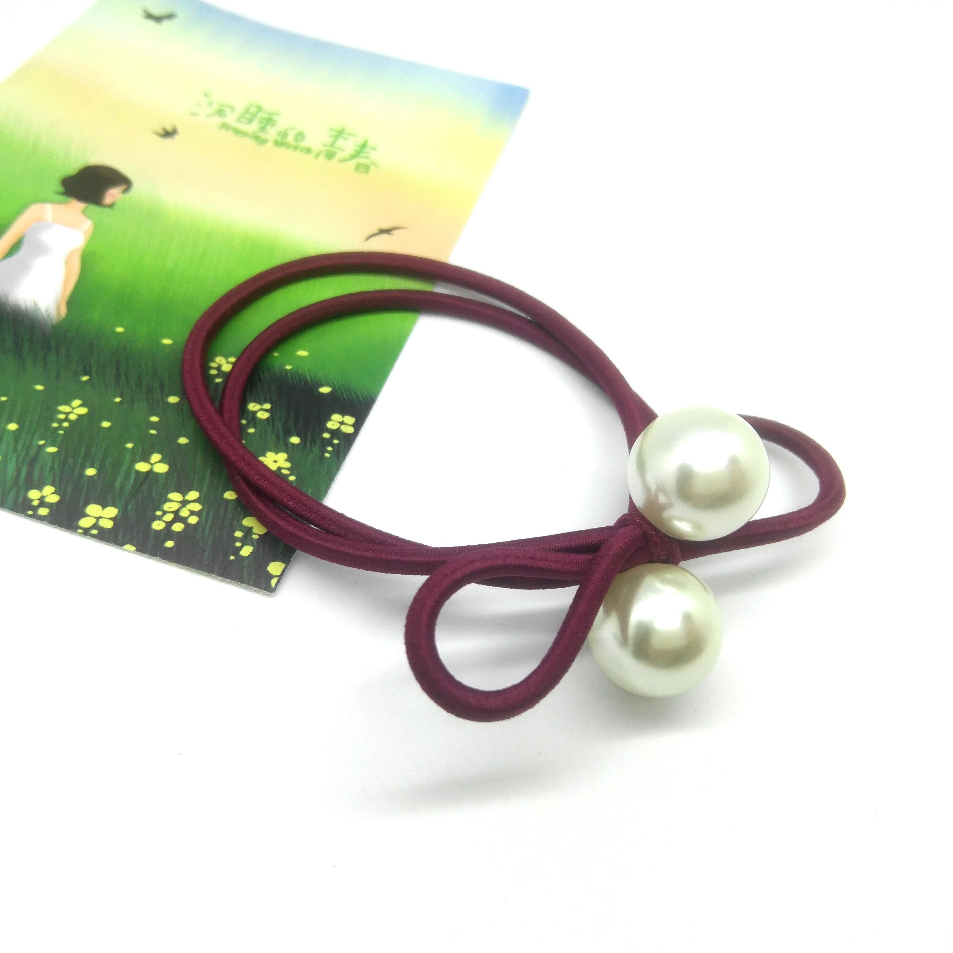 Tie a large pearl bow with a round rubber band details Picture