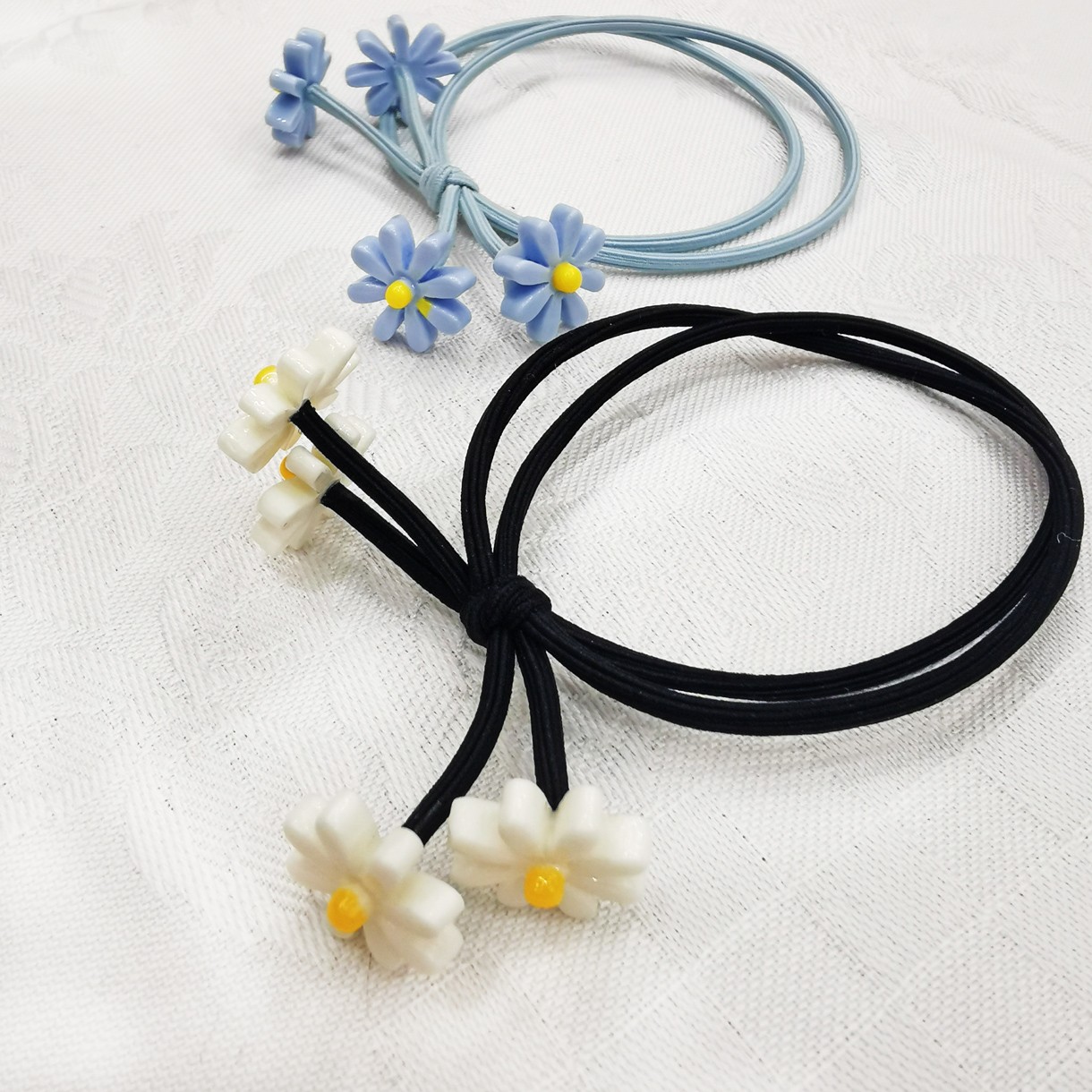 Round rubber band knot 2021 Daisy headband pic 3