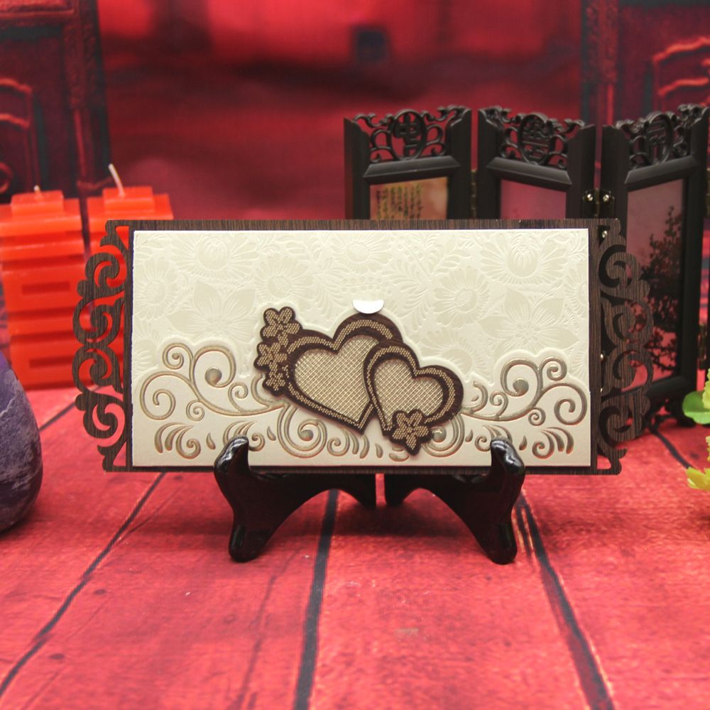Double heart-shaped marked long lace, hollowed-out wooden invitation card
