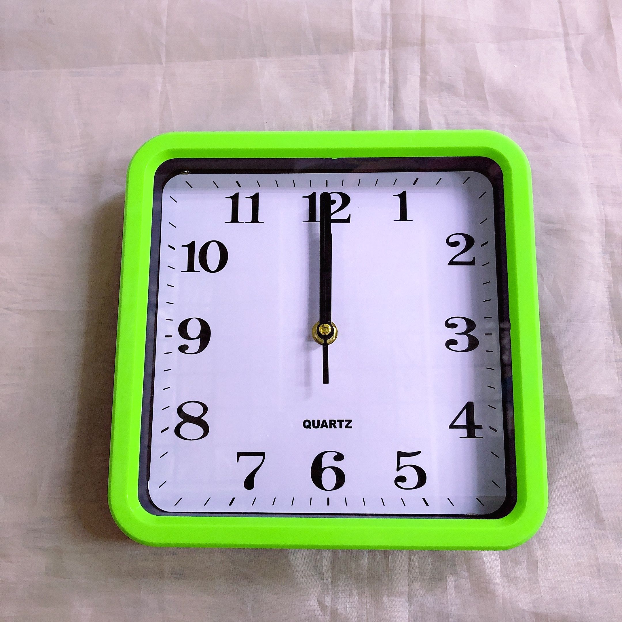 Comercio exterior quad simple reloj de pared de 8 pulgadas gran letra clara sala de estar reloj de cuarzo 21cm details Picture