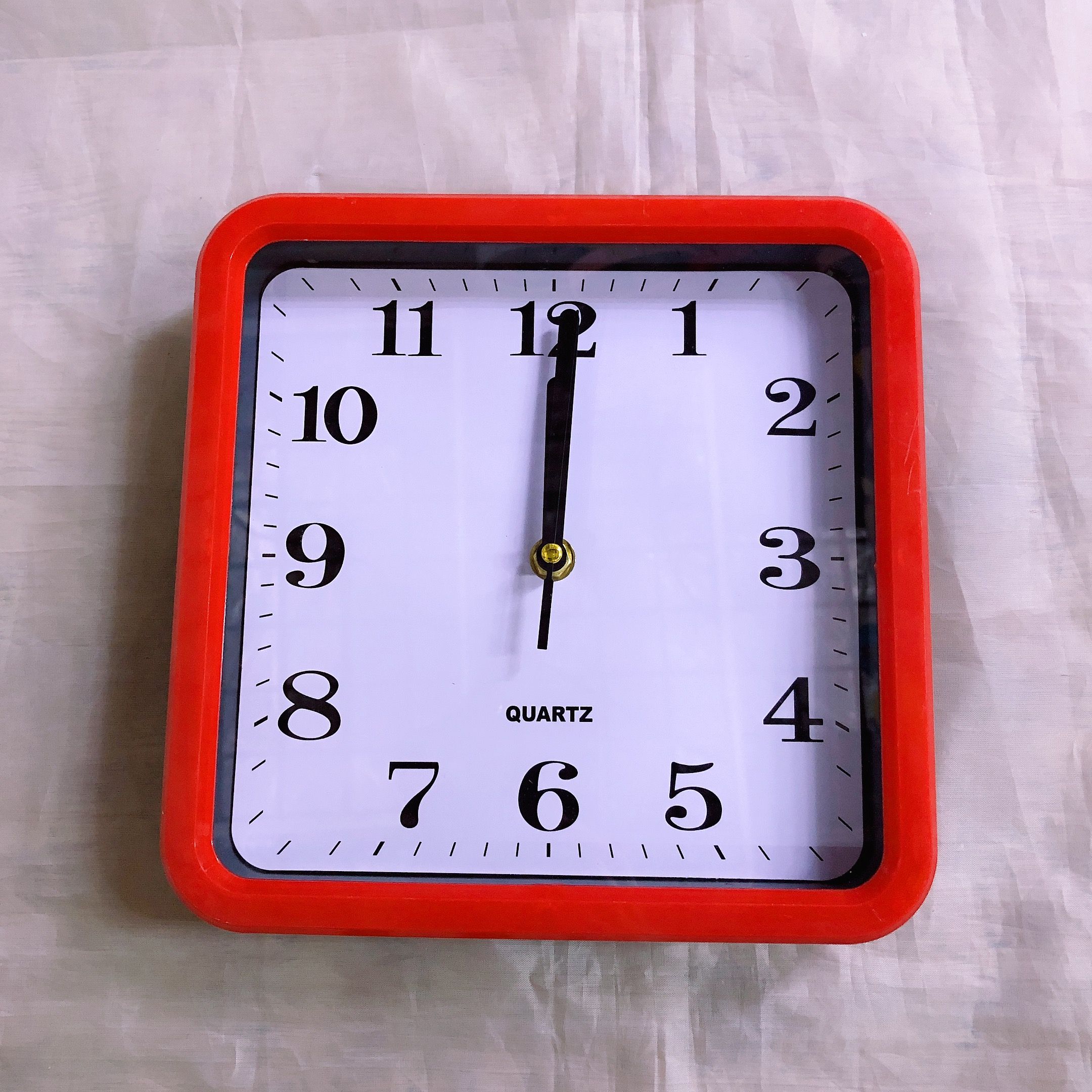 Comercio exterior quad simple reloj de pared de 8 pulgadas gran letra clara sala de estar reloj de cuarzo 21cm Specification image