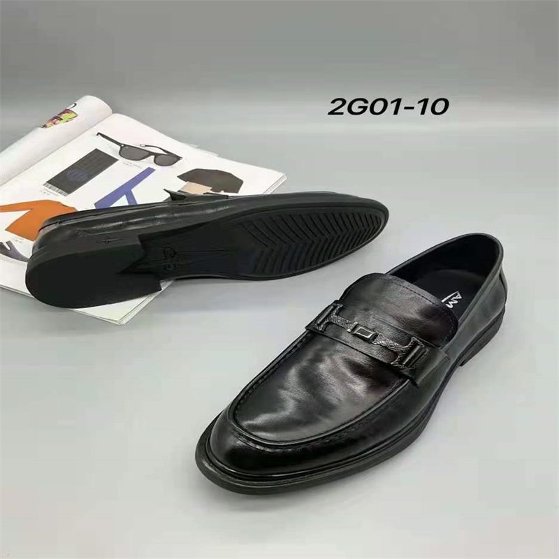 透气镂空凉鞋皮鞋运动鞋休闲软底舒适新款旅游鞋10