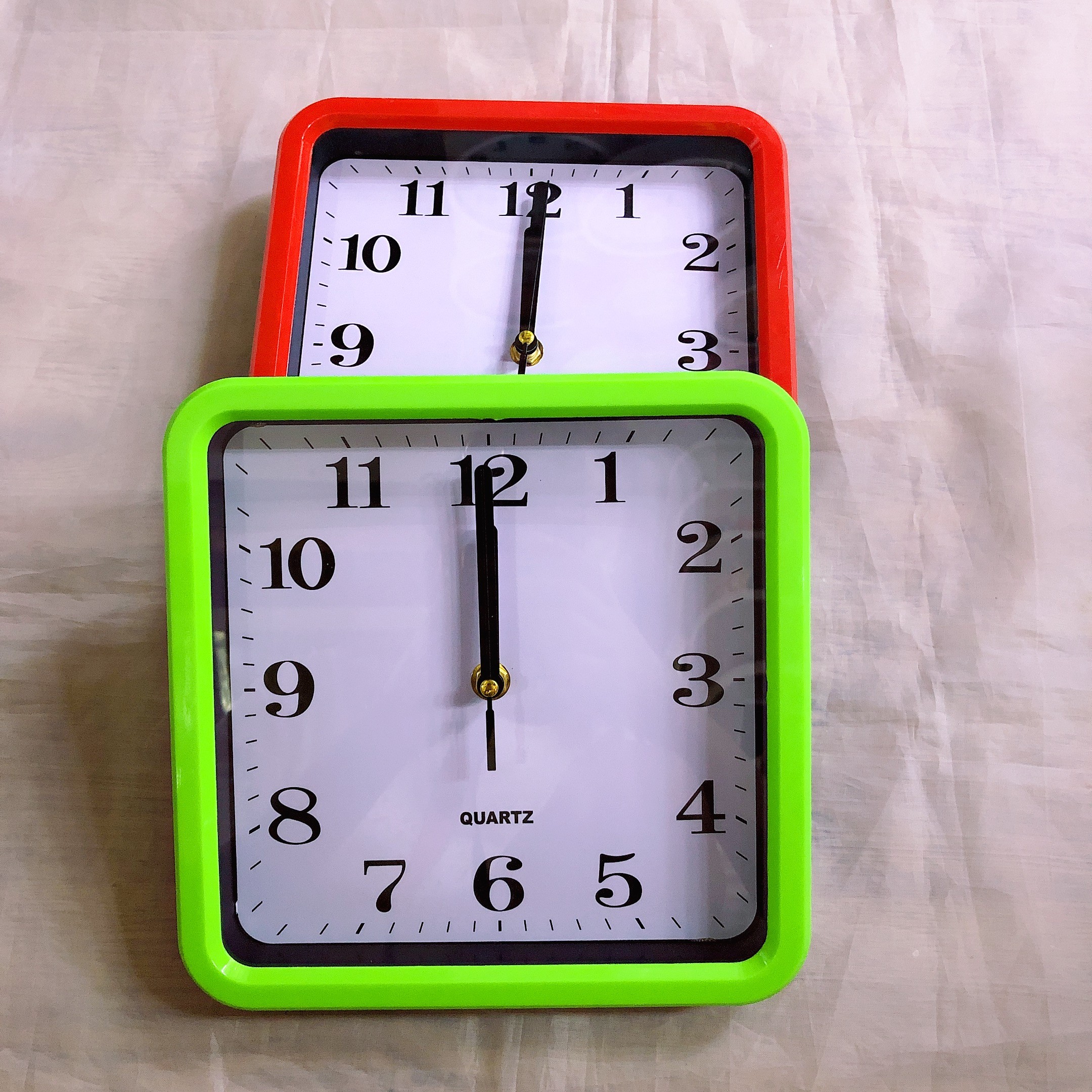 Comercio exterior quad simple reloj de pared de 8 pulgadas gran letra clara sala de estar reloj de cuarzo 21cm detail image 4