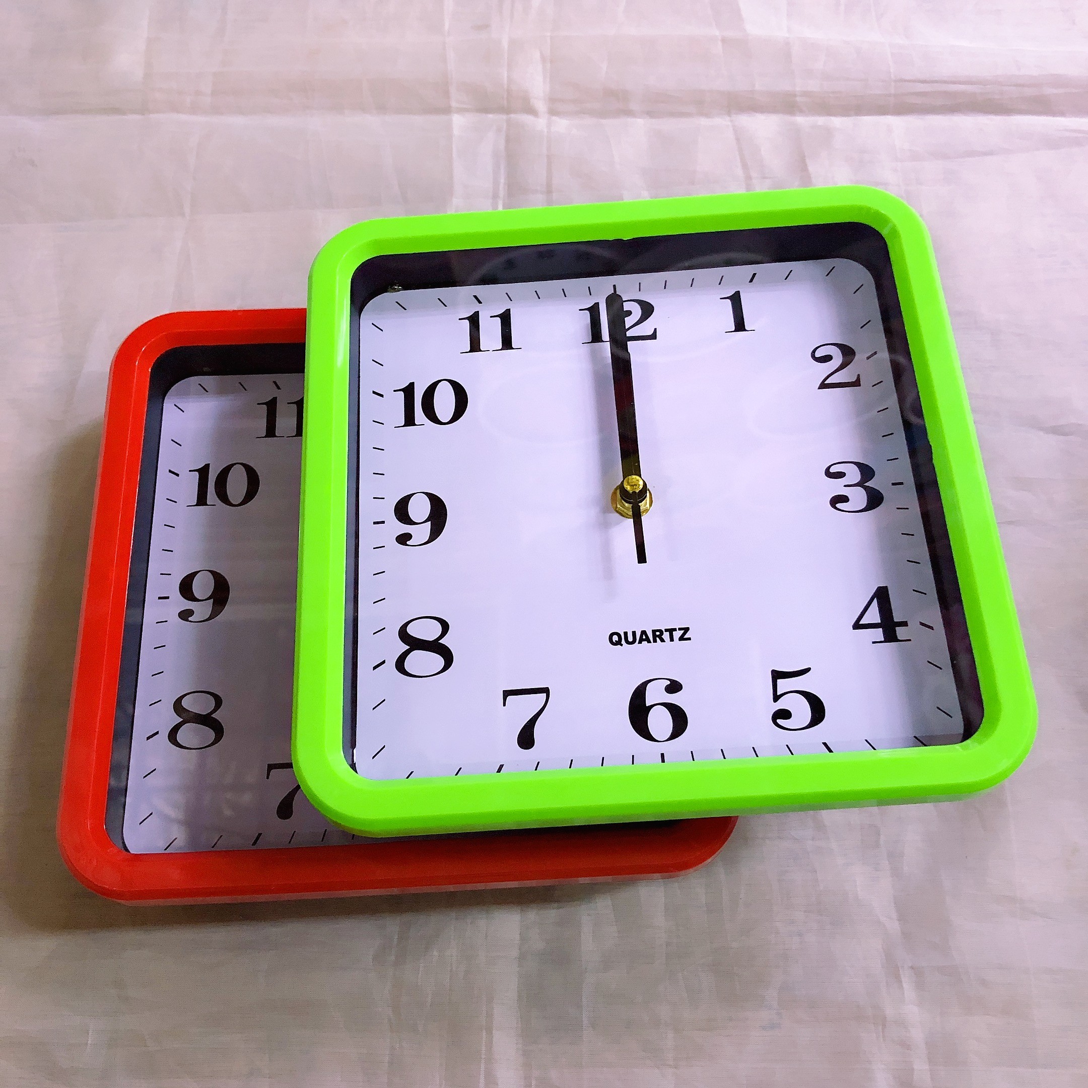 Comercio exterior quad simple reloj de pared de 8 pulgadas gran letra clara sala de estar reloj de cuarzo 21cm detail image 1