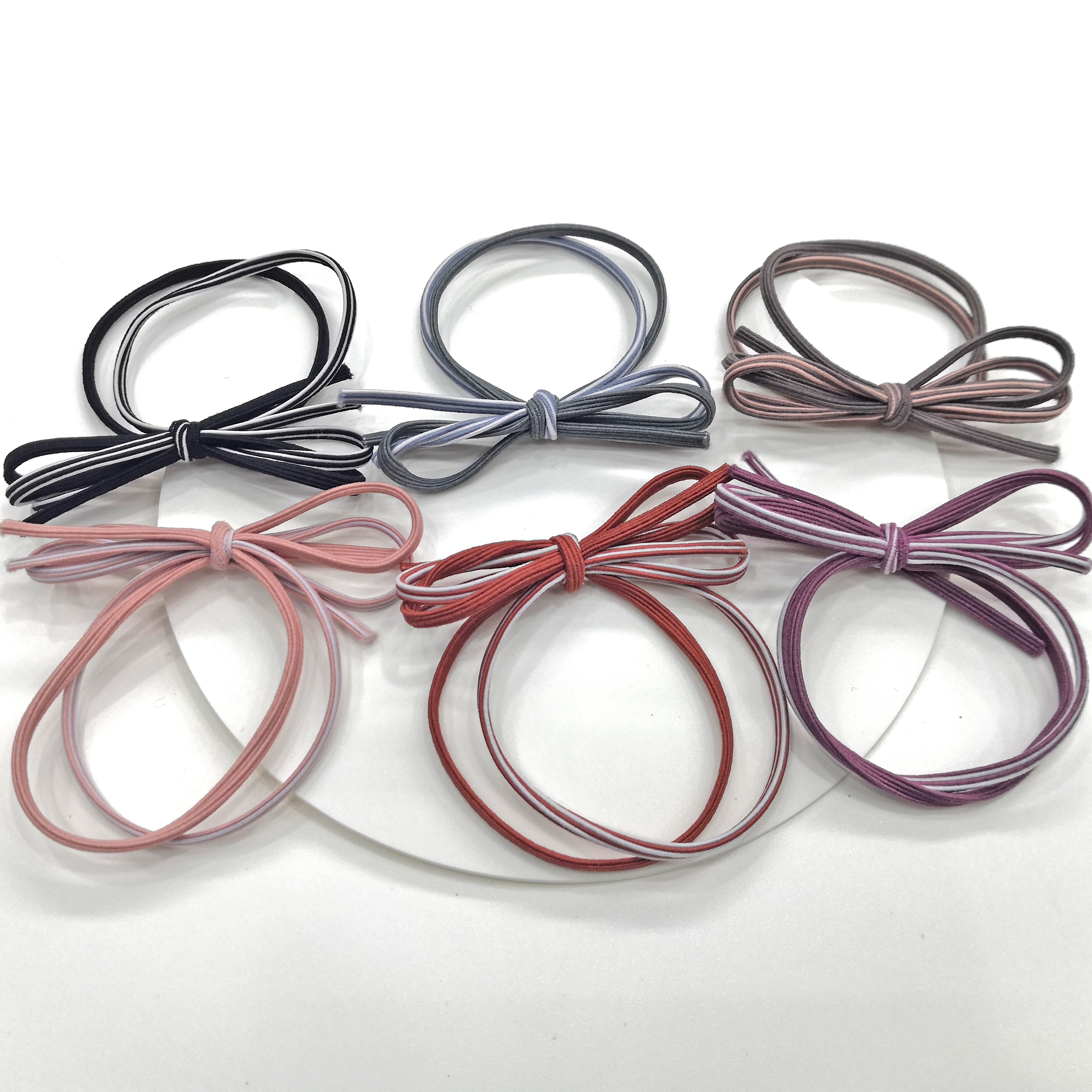 Tie single or double-color bows with round rubber bands detail image 10