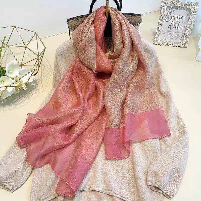 Scarf Ladies European And American Fashion Shawl Autumn And Winter Discount Promotion Season Coat All Casual Wholesale 420