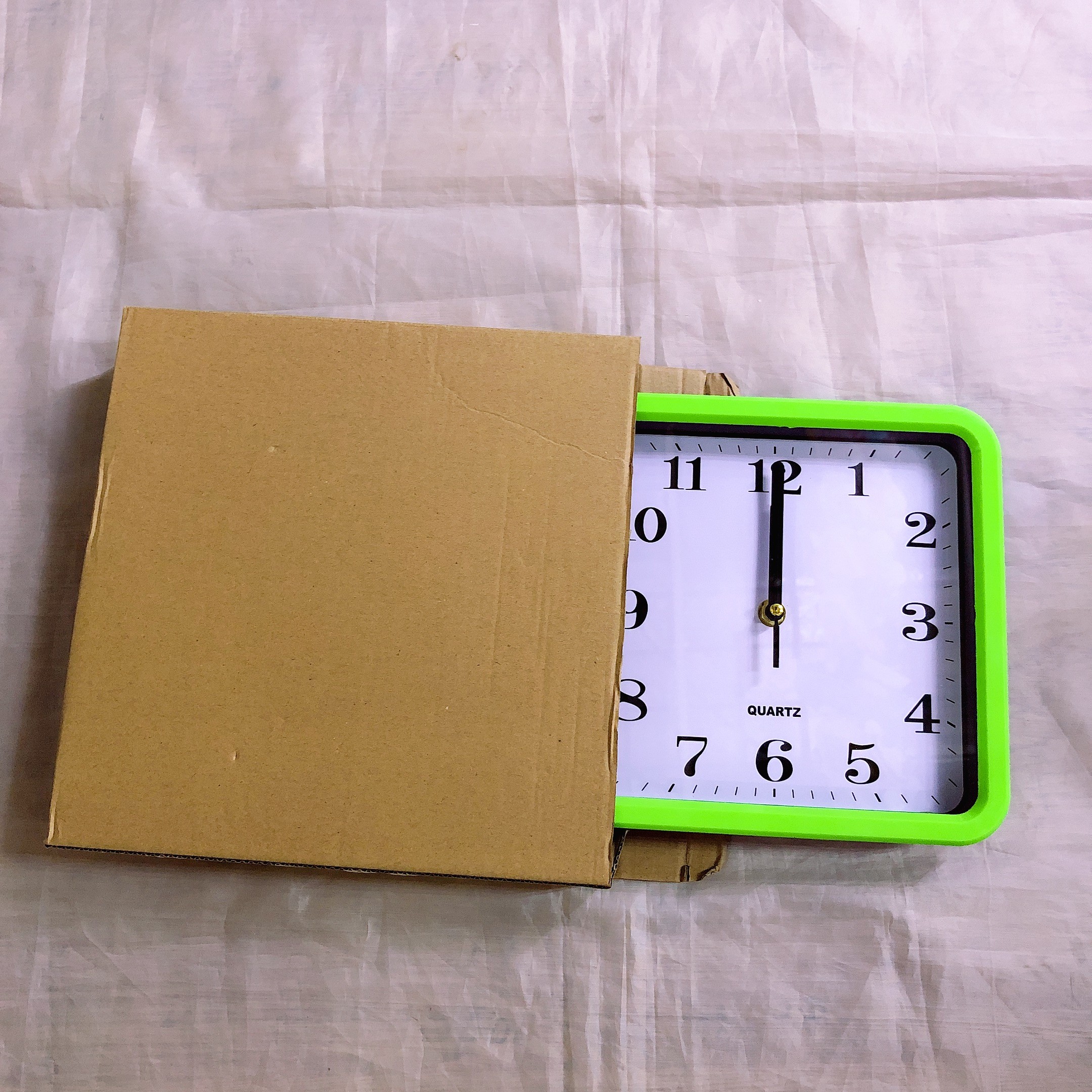 Comercio exterior quad simple reloj de pared de 8 pulgadas gran letra clara sala de estar reloj de cuarzo 21cm detail image 2
