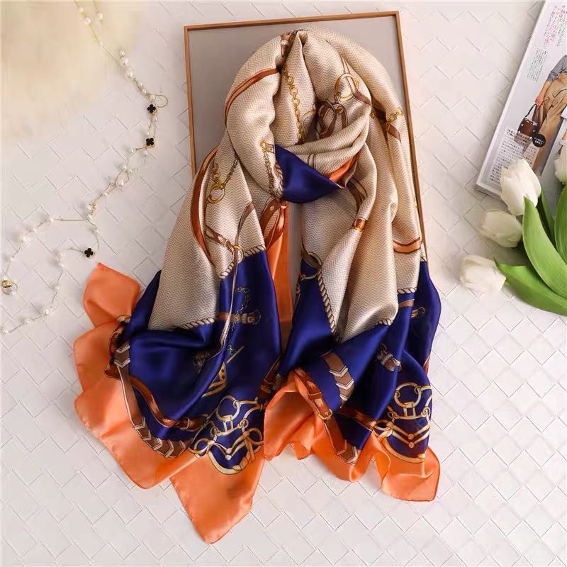 Women's scarves, trendy European and American style shawls, autumn and winter discount promotion season, versatile and casual coats, wholesale 517