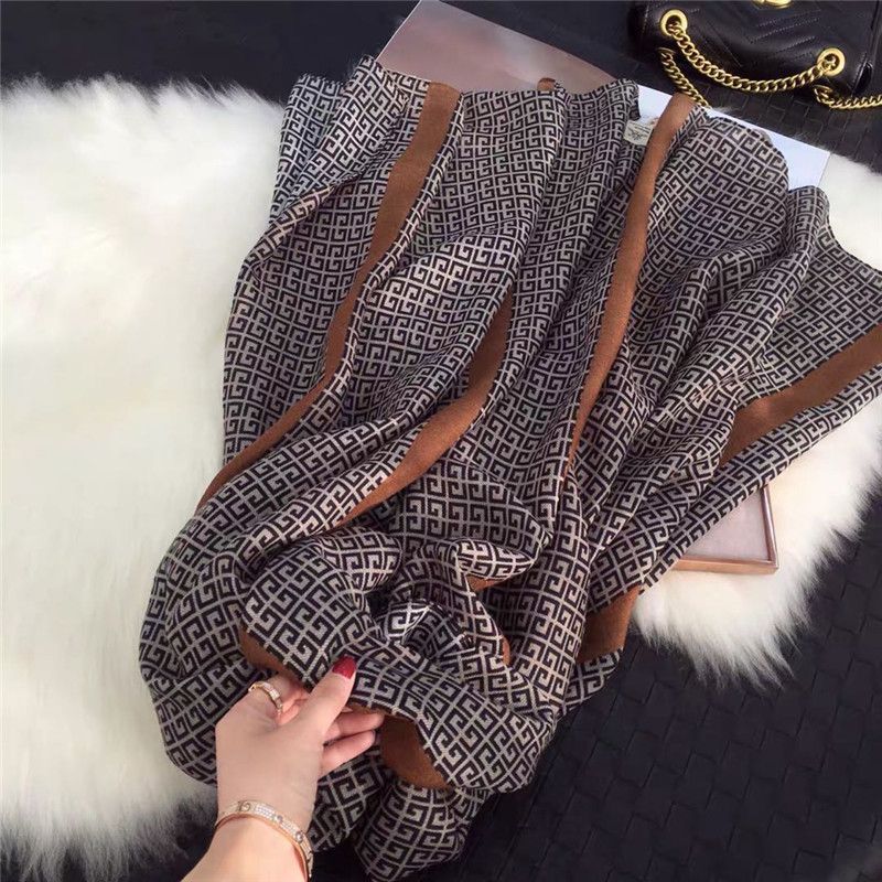 Women's scarves, trendy European and American style shawls, autumn and winter discount promotion season, versatile and casual coats, wholesale 486
