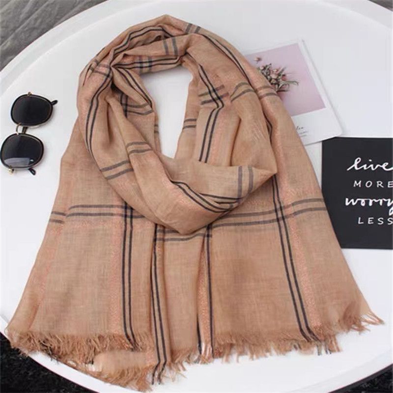 Scarf Ladies European And American Fashion Shawl Autumn And Winter Discount Promotion Season Coat All Casual Wholesale 597
