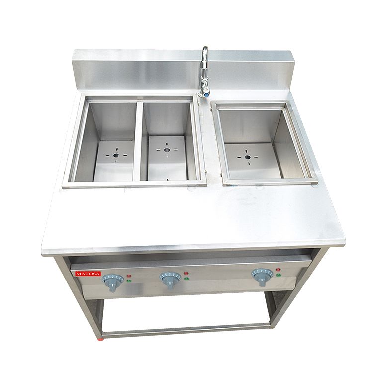 Vertical four-compartment noodle cooking machine with soup pool FY-4HX-2 electric noodle cooking machine for commercial spicy hot pot skewers Application Scenario