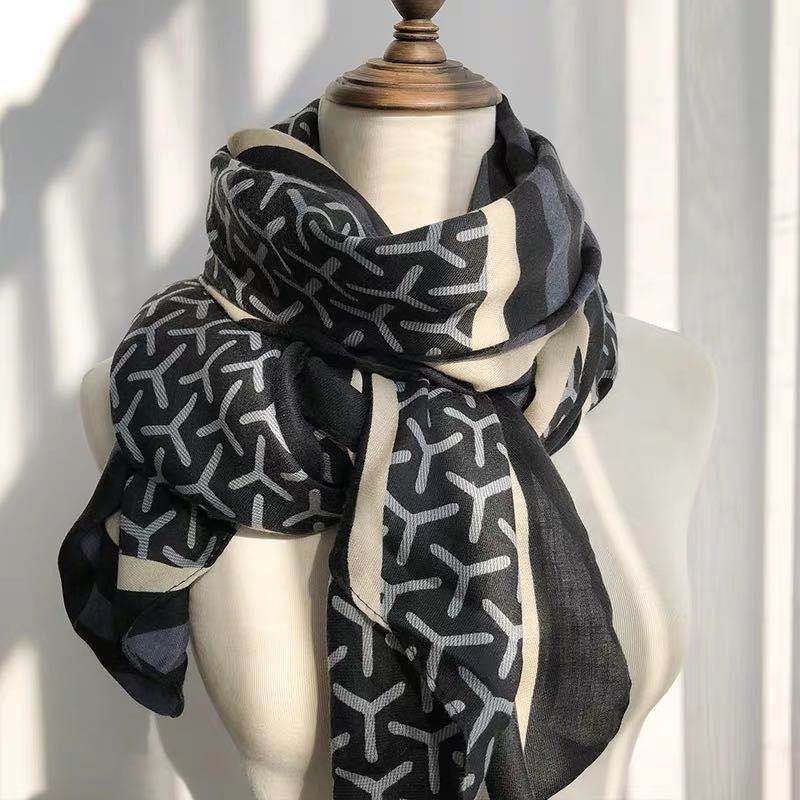 围巾女士欧美风潮流披肩秋冬折扣促销季外套百搭休闲批发655