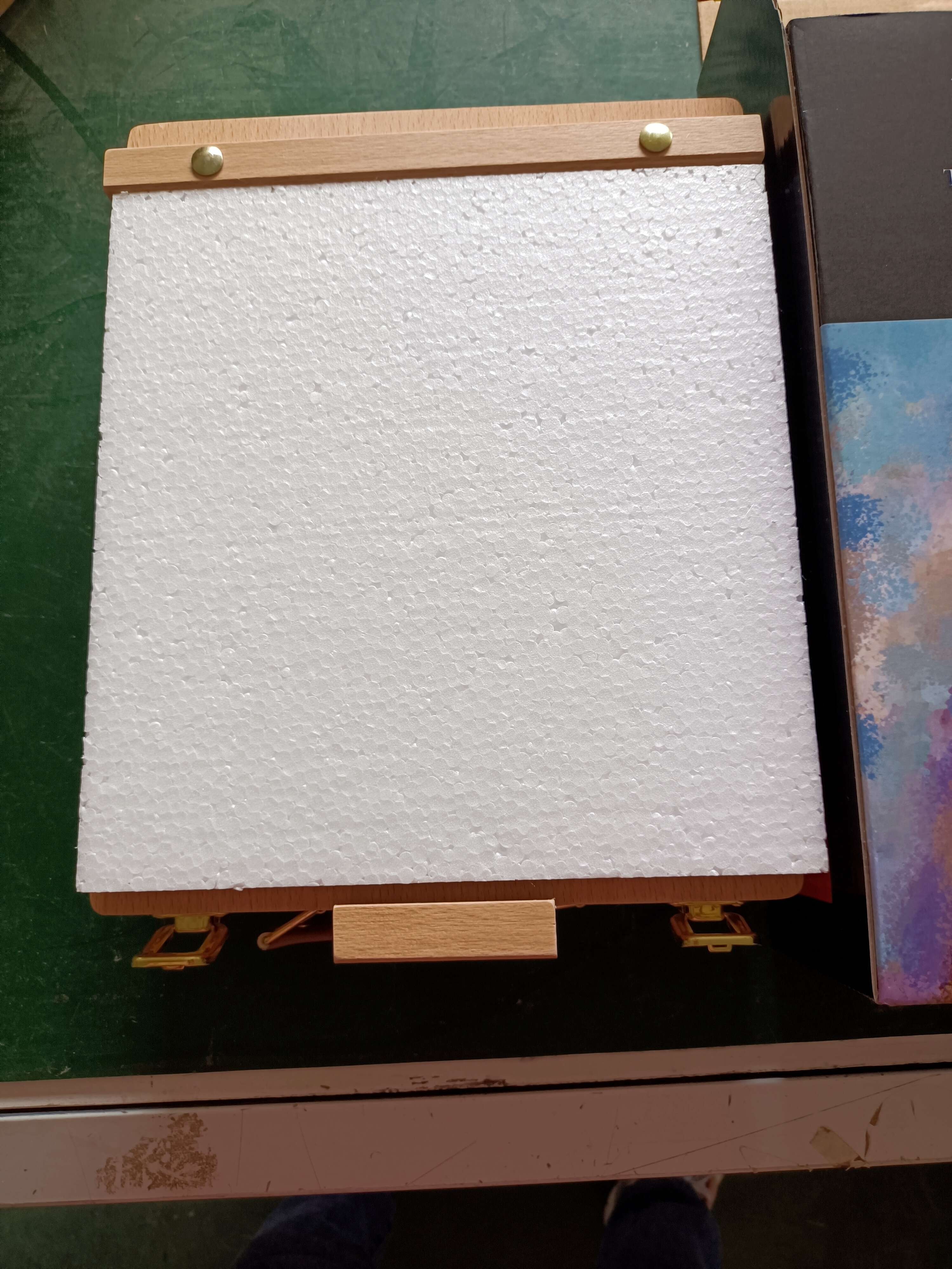 实心榉木可调桌面素描画架带储物盒台式画架详情5