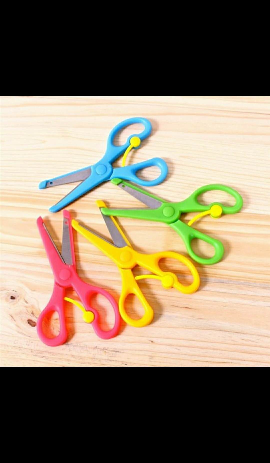 Office and educational knives and scissors, stationery scissors, 5-inch spring scissors, student safety scissors, office and cultural binding desk knives, graphic design scissors, student scissors, children's educational scissors Item Picture