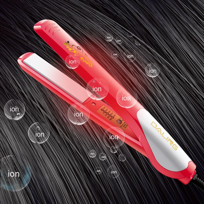 DALING Mini Ceramic Straight Board DALING-5020 is a dual-purpose hair straightener and curling device that won't damage hair, can create bangs, and has a fluffy texture for men. Wholesale for export details Picture