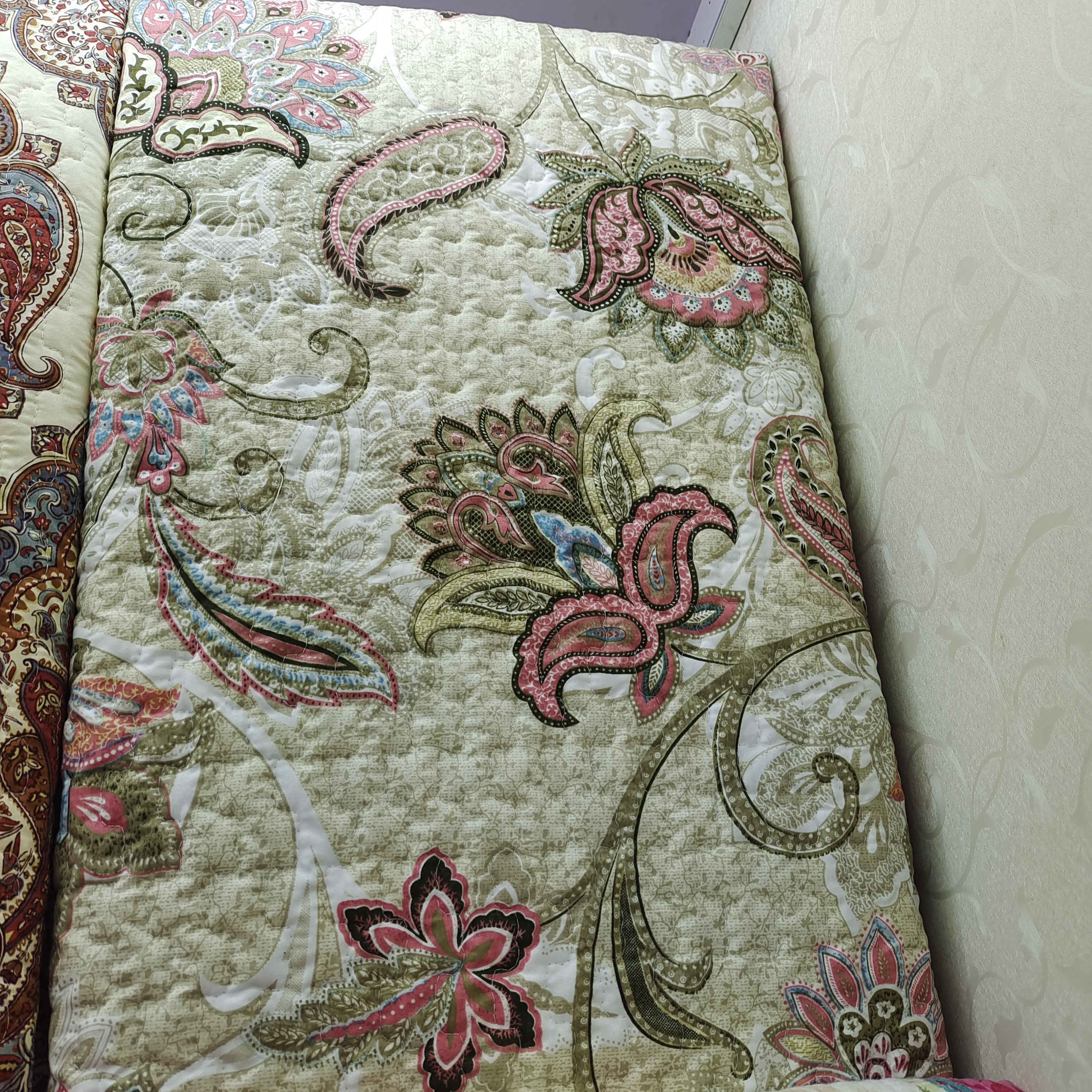 Manufacturers Wholesale And Retail Quilted Woolen Edging Printing Three-Piece Bed Cover