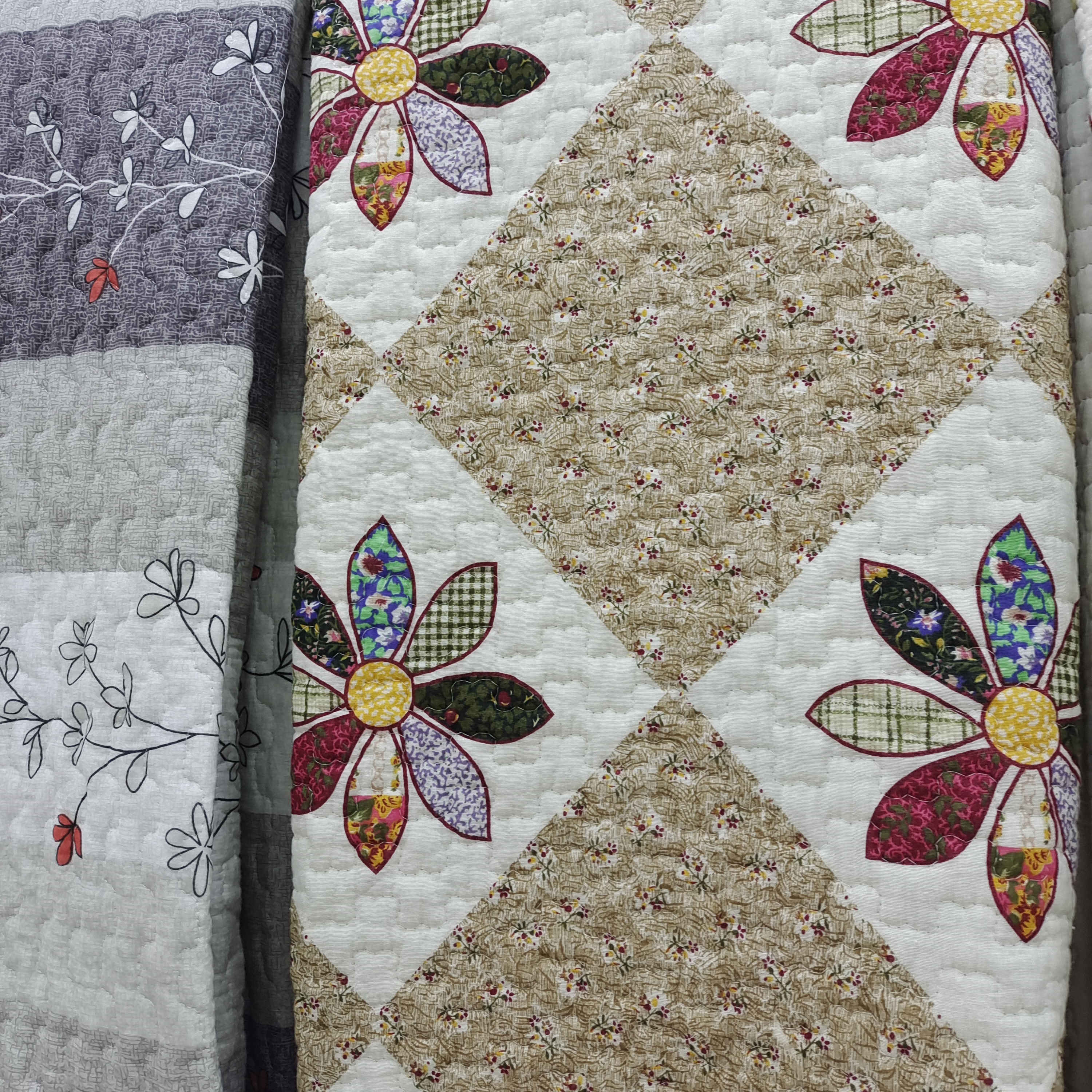 Manufacturers Wholesale And Retail Quilted Woolen Edging Printing Three-Piece Bed Cover 3