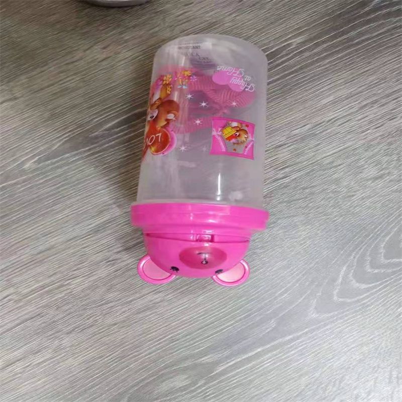 Creative plastic cup Outdoor sports spray cup children's water cup a hair bottle gift cup customized log5 full figure