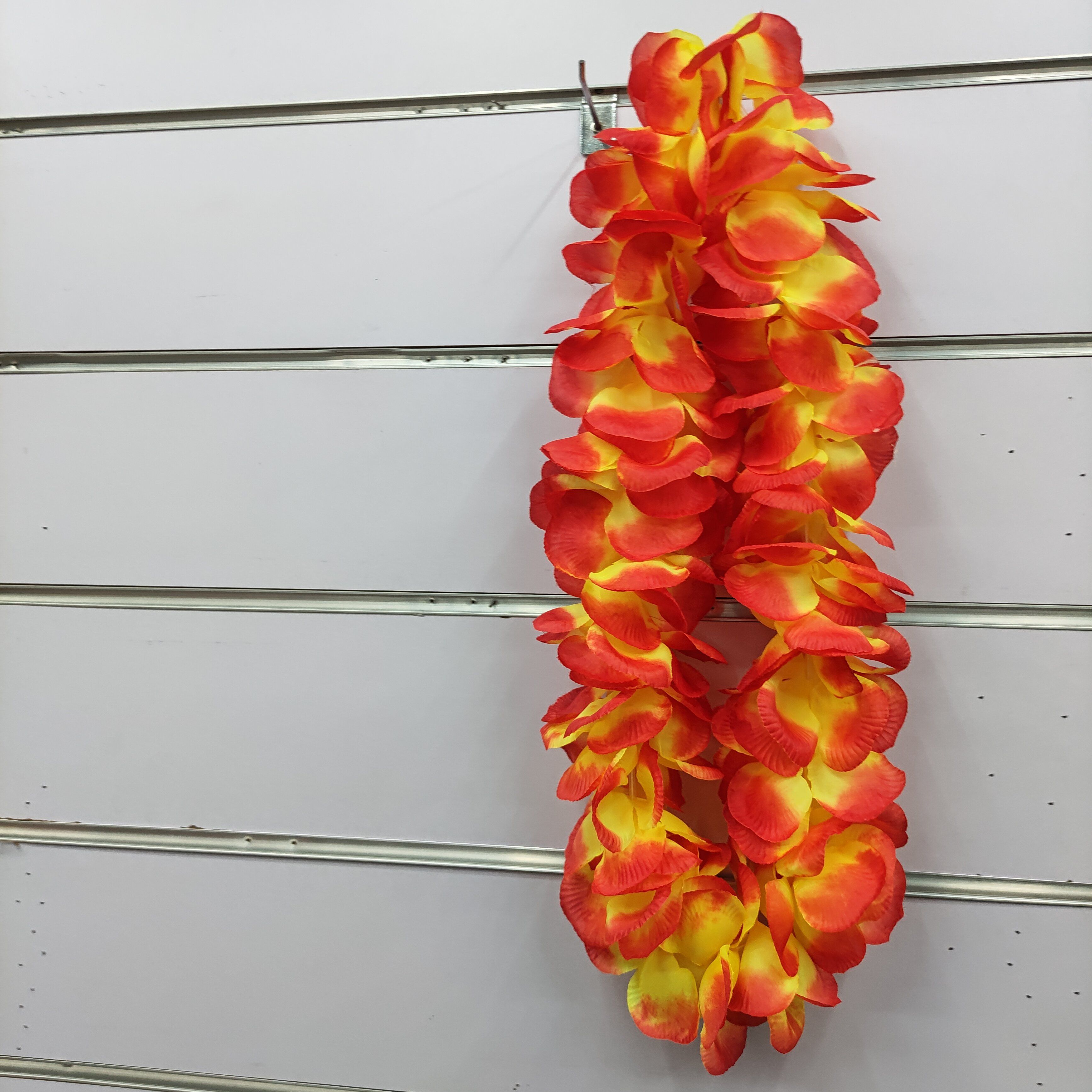 夏威夷大玫瑰花瓣花环红黄色