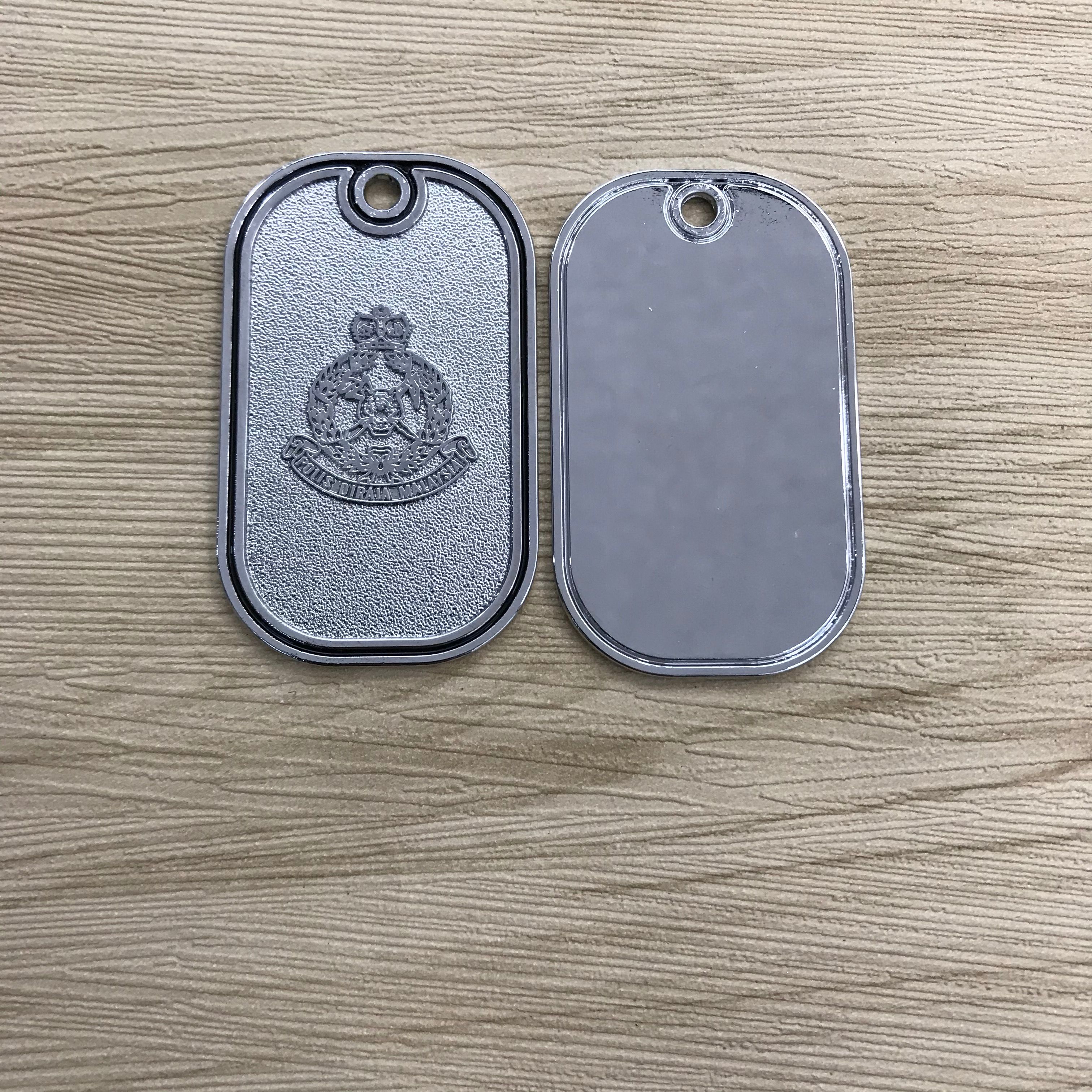 Factory direct sales of name tags, badges, hanging tags, hardware accessories, ornaments, pendants and other accessories