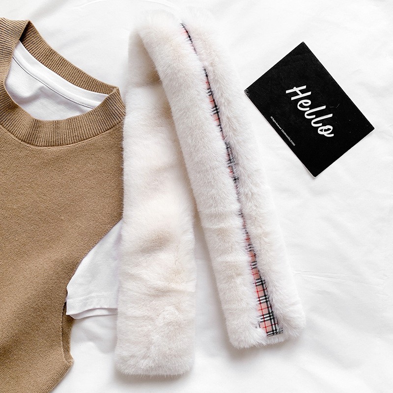 Jane Eyre's new autumn and winter Korean-style British checkered woolen scarf for women, a warm faux rabbit fur cross-neck scarf detail image 8