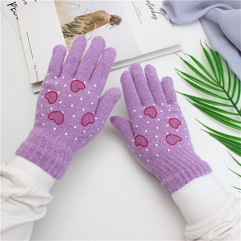 Dongbao gloves are practical, durable, fashionable and beautiful. Dongbao gloves are popular gloves 101