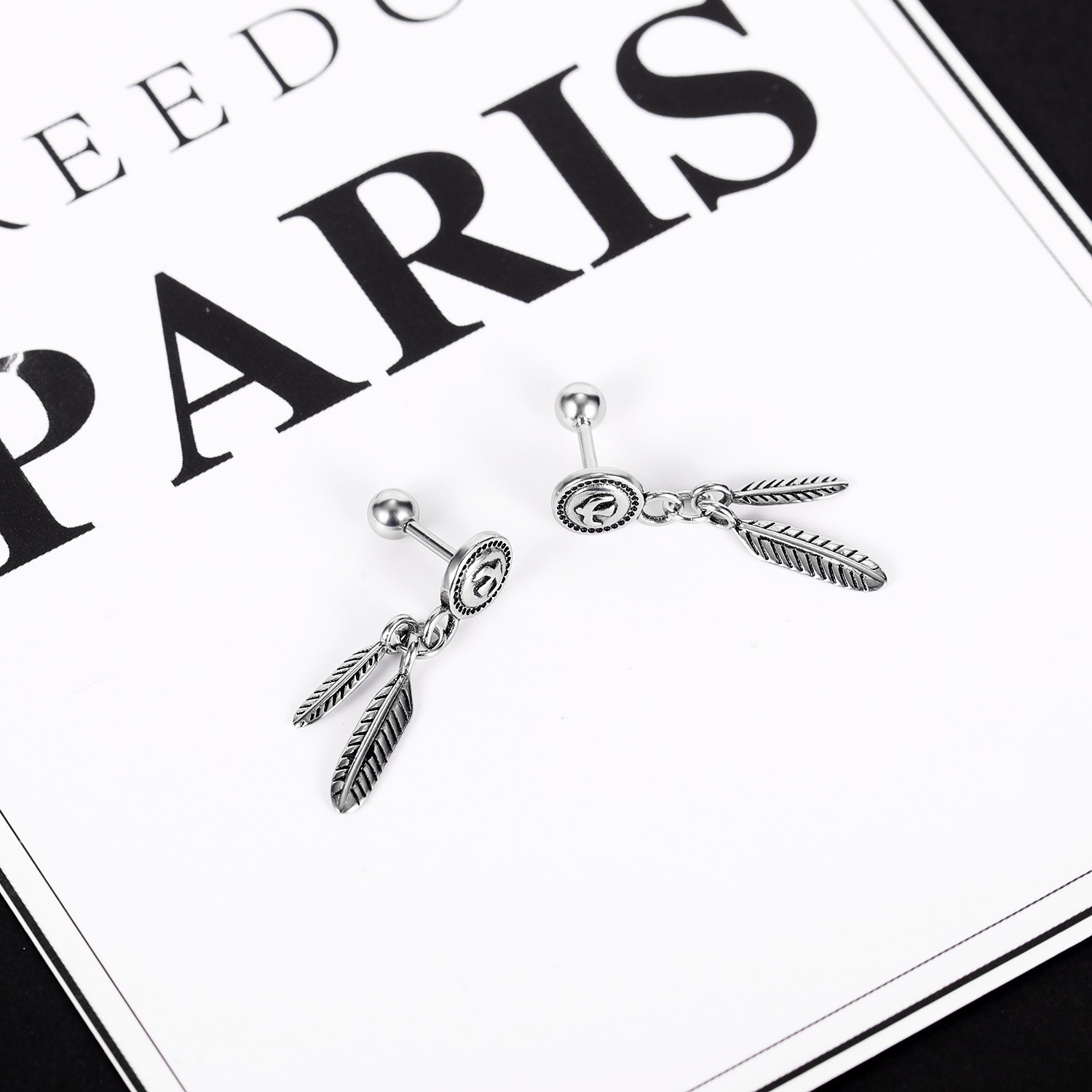 Direct sales from the source factory: Classic and popular stainless steel leaf earrings from Europe and America, versatile and pigeon earrings for both men and women detail image 3