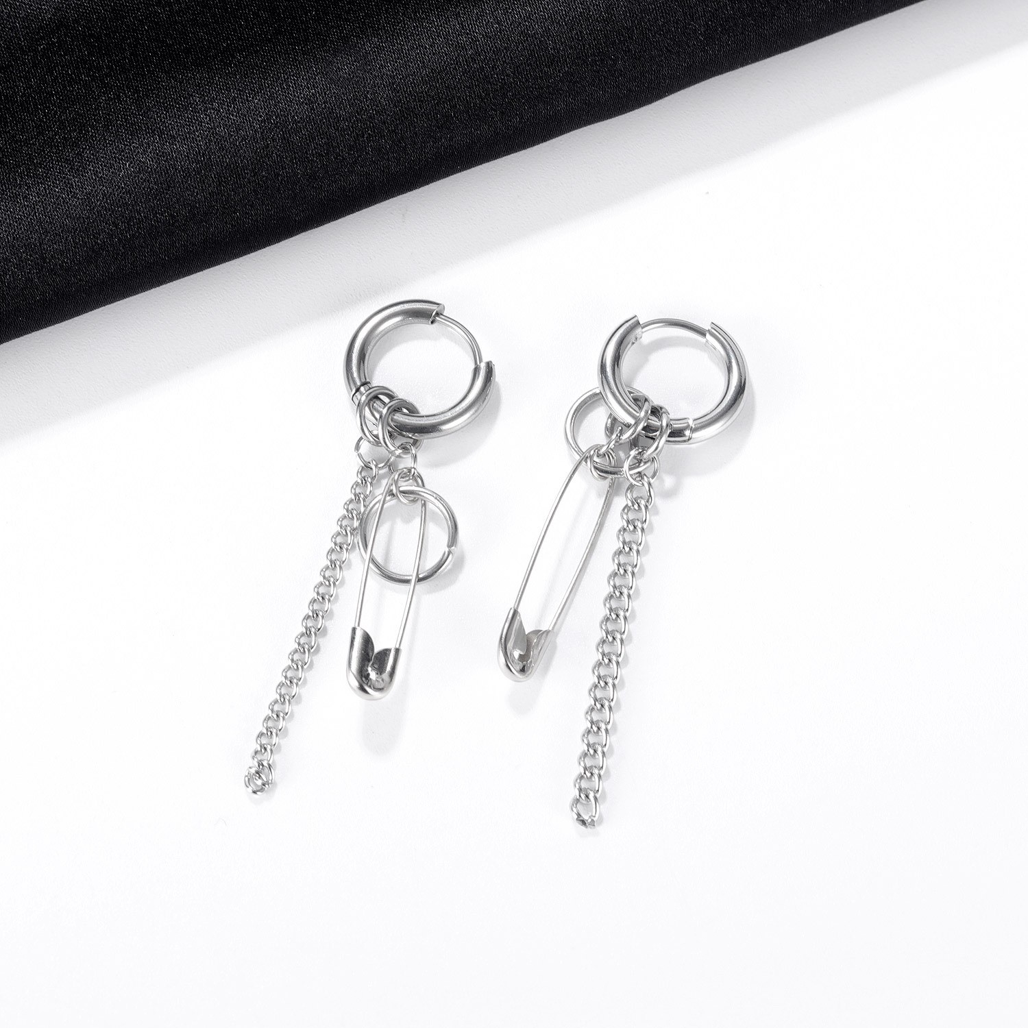 Men's and women's Hong Kong-style fashionable classic circular long chain trendy titanium steel earrings and pendants 2021 new style detail image 2