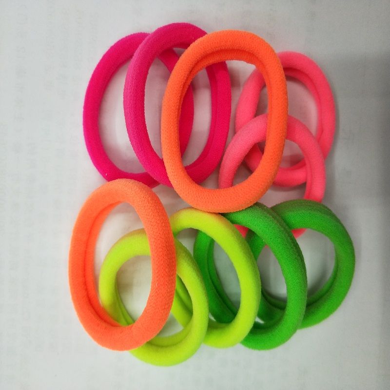 Fluorescent color box nylon rubber band, daily life, girls' ponytail, small braid, hair tie, headwear, hair band rubber band Application Scenario