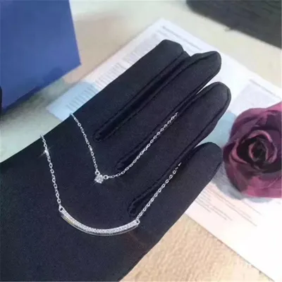 Gorgeous Intricate Design Of Double Smile Necklace