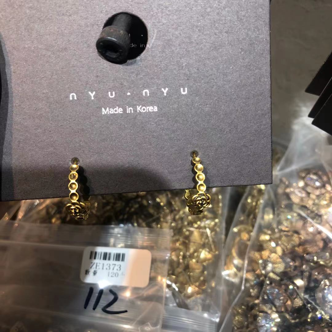  法式小众高级感耳环韩国气质网红2021年新款潮女夏轻奢耳钉耳饰 百顺222