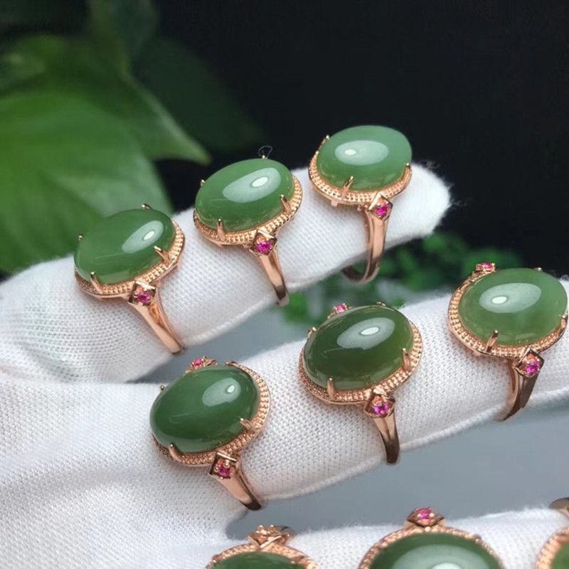 Bright Color Crystal jewelry, natural Hetian jade 925 silver ring Application Scenario