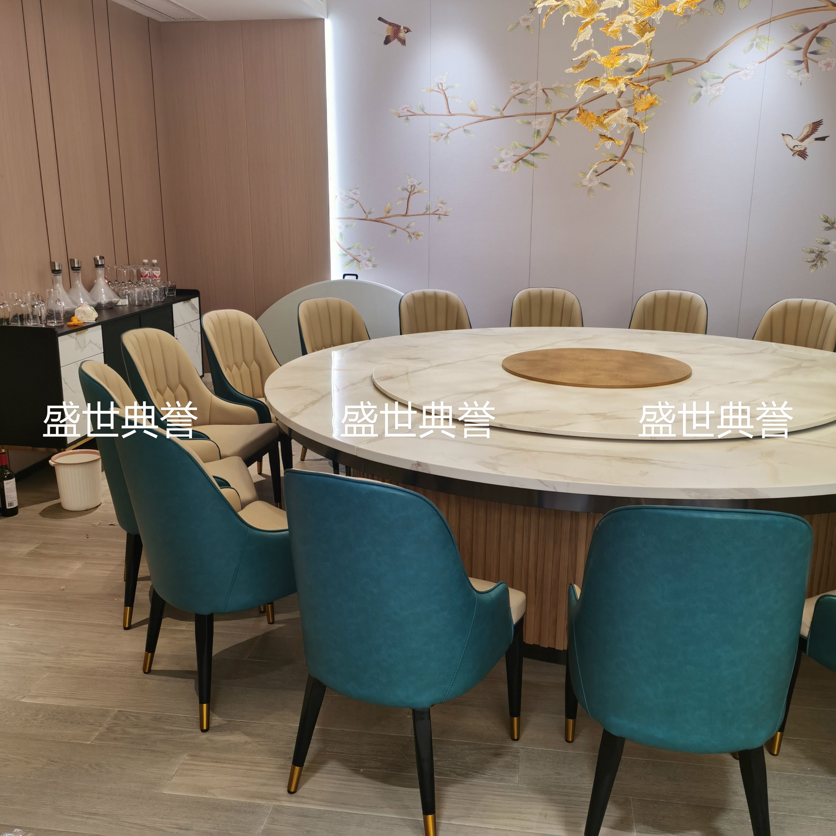 杭州宴会中心轻奢餐桌椅批发海鲜酒店包厢时尚菠萝椅餐厅现代餐椅