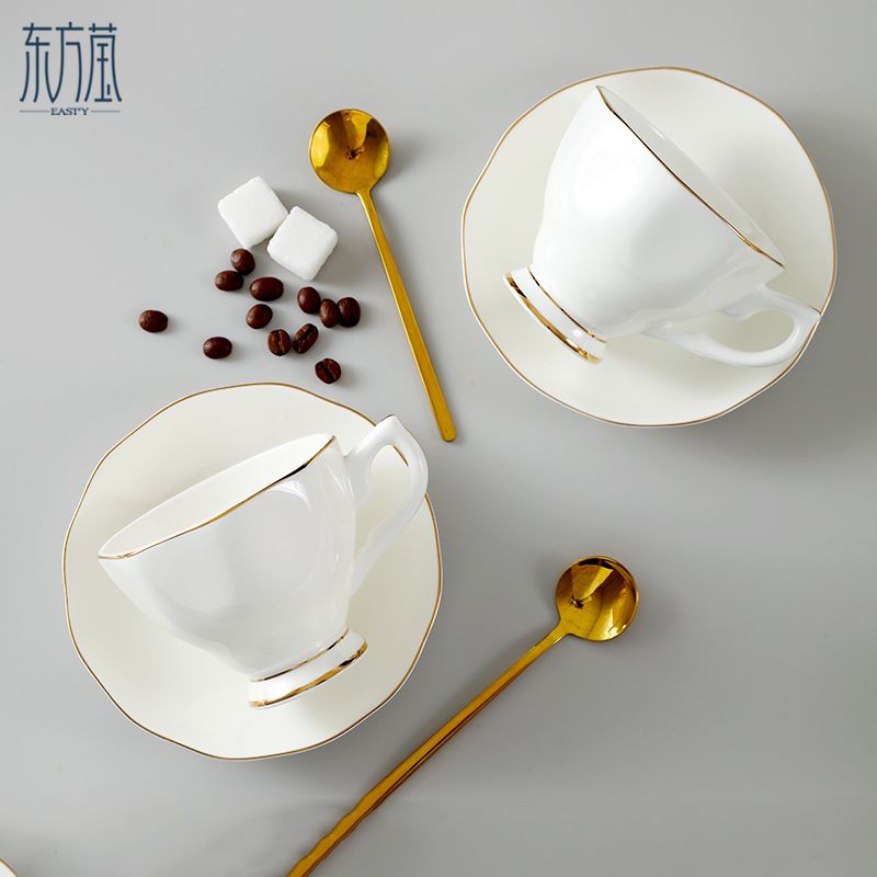 Ceramic cups and plates, bone China coffee cups and plates, American cups and plates, afternoon tea, Western coffee cups, solid color with gold lines, Nordic light luxury and simple style Application Scenario