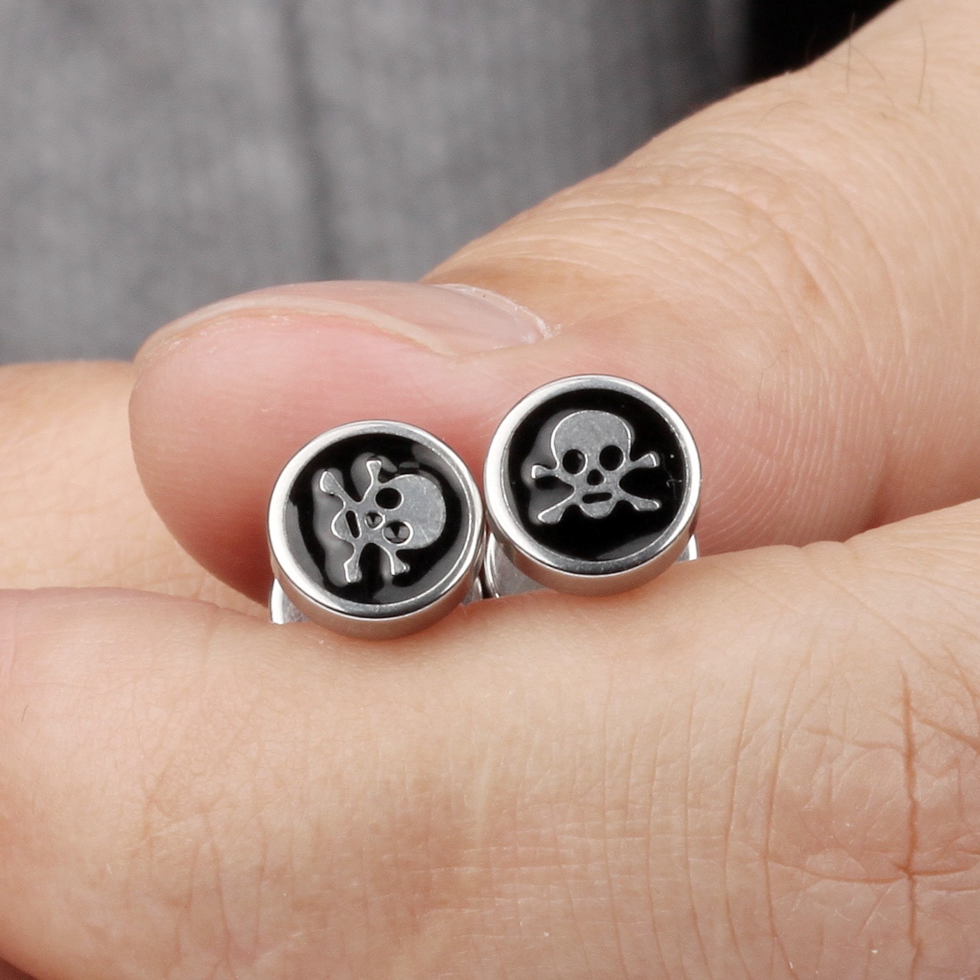Wholesale of Halloween men's titanium steel ear studs, flat round oil-dripping skull ghost head earrings and accessories detail image 4
