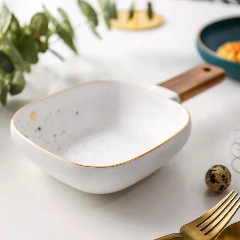 Gold dot retro gold edge ceramic tableware, acacia wood handle plates, steak plates, rice bowls, soup bowls and noodle bowls detail image 6