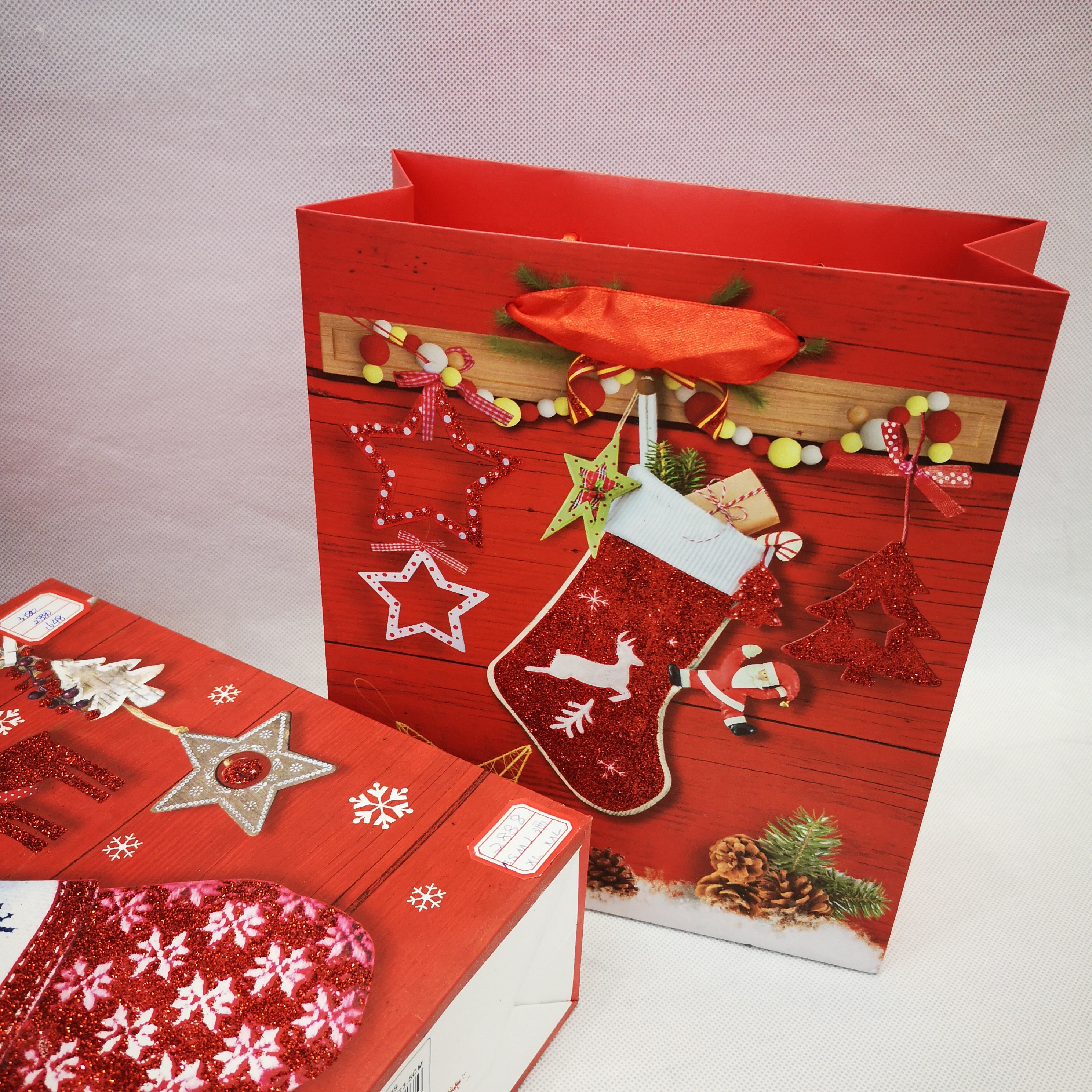 圣诞礼袋正红色手套圣诞撒粉礼袋详情4