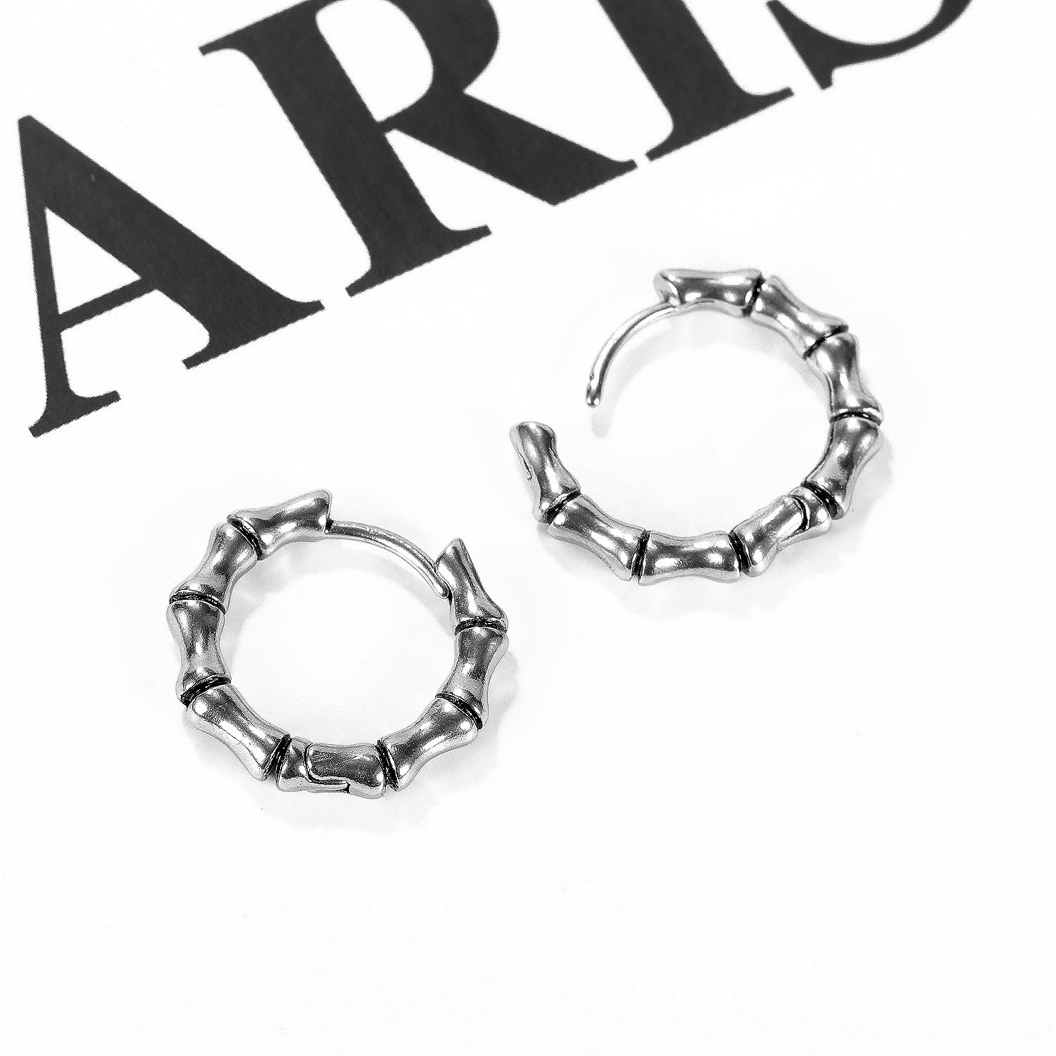Japanese and Korean retro trend men's titanium steel earrings, individual hip-hop simple bamboo joint fashionable earrings factory direct sales detail image 3