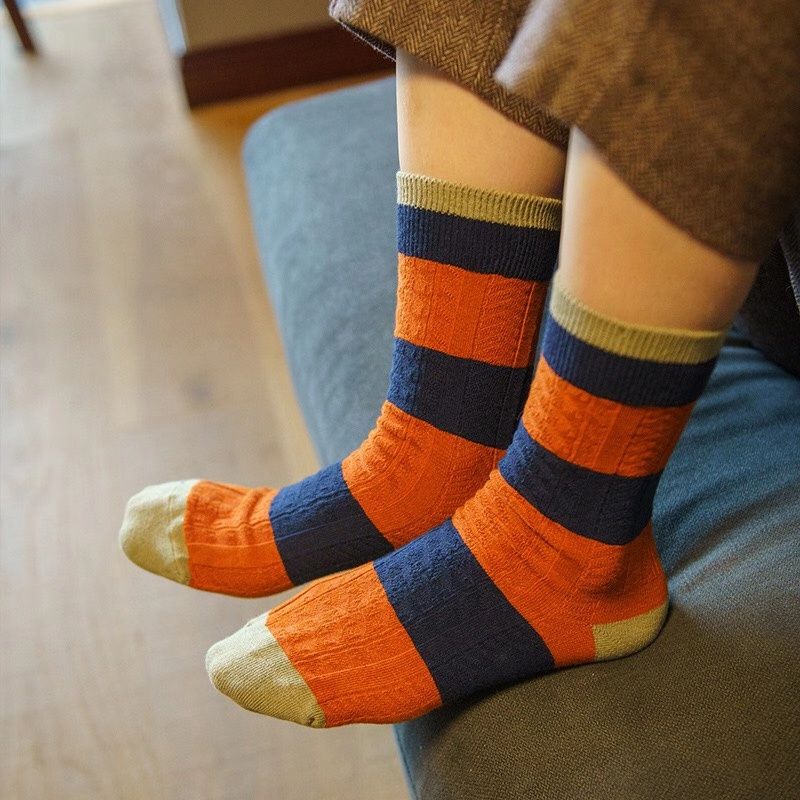 袜子女春秋ins潮中筒袜潮牌日系设计师艺术油画条纹欧美秋天长袜9