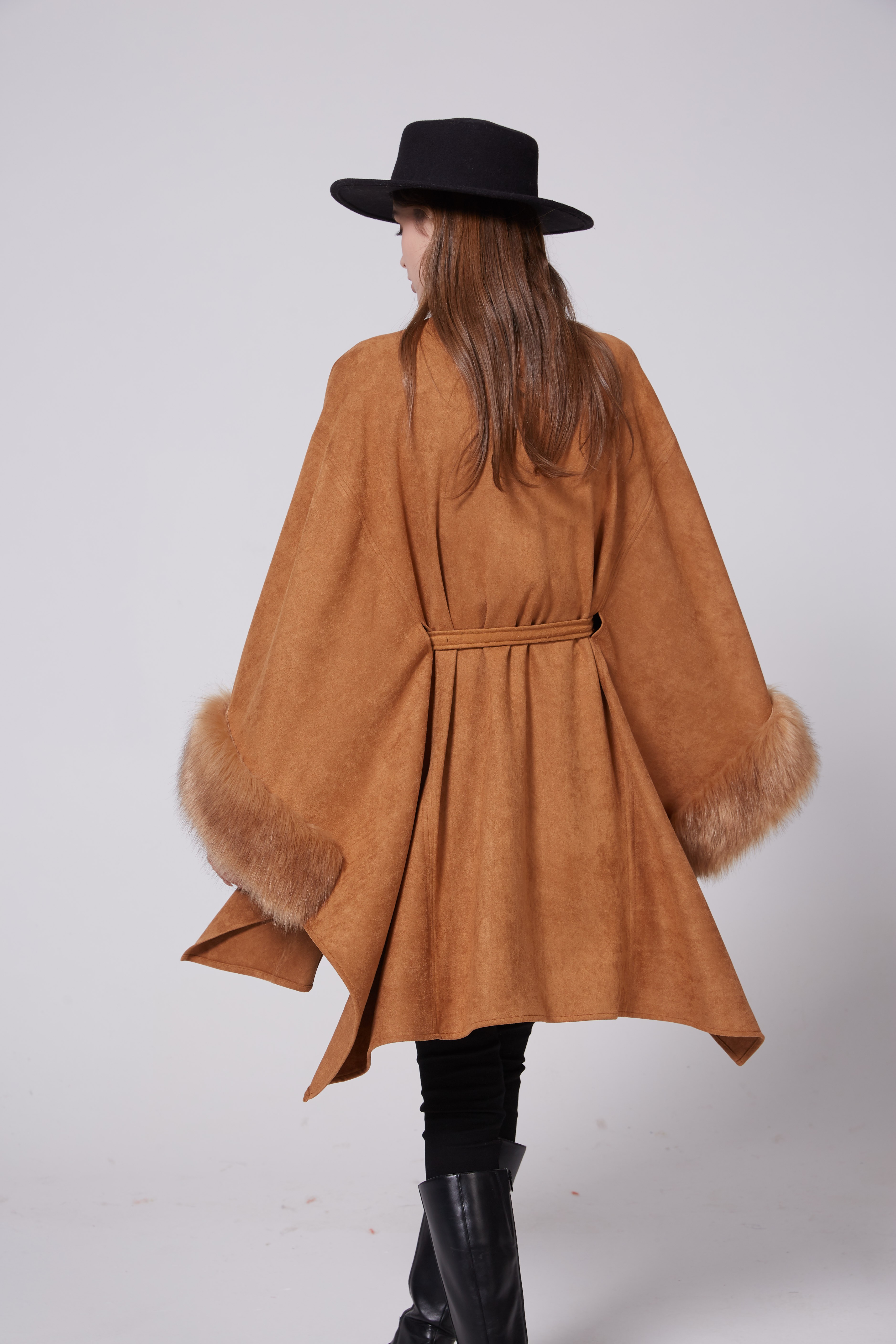 A trendy and fashionable casual women's shawl made of suede fur in 2021 detail image 2