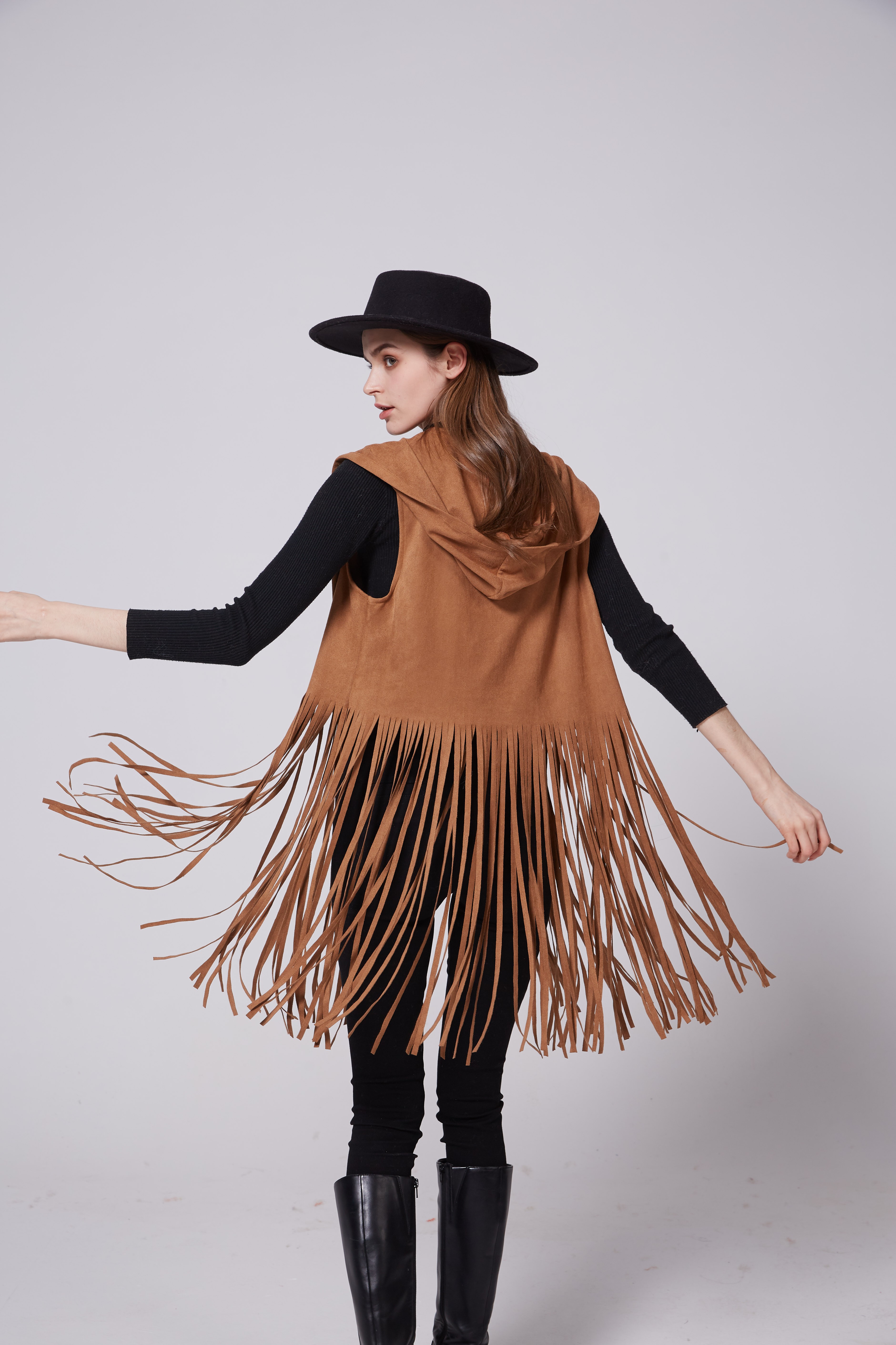 In 2021, trendy and fashionable casual women's wear: Suede fringed short vest detail image 3