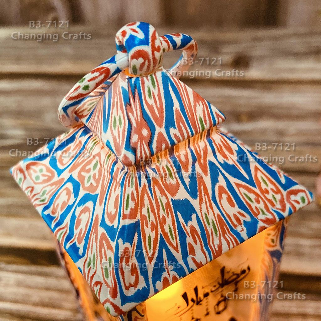 Ramadan plastic antique kerosene flame lamps, wind lamps, decorative craftsmanship, electronic candles, creative accessories, street stall goods, imported ten thousand Christmas decorations, cross-border batch, shaking sound bestsellers, wedding road guides, LED horse lanterns, soft decoration props 071 details Picture