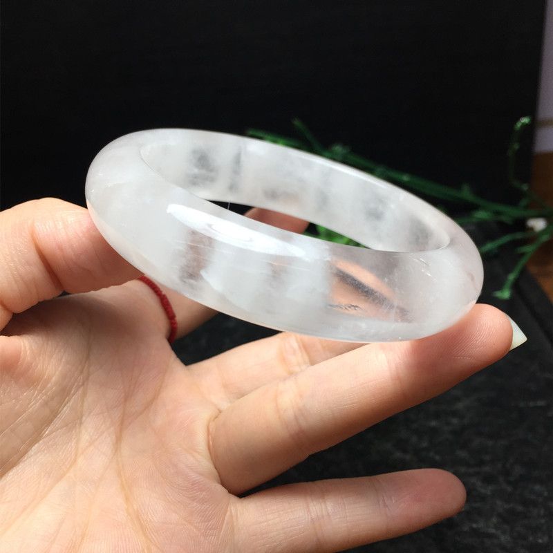 The natural white ghost bracelet with bright crystal jewelry is fresh and simple Item Picture