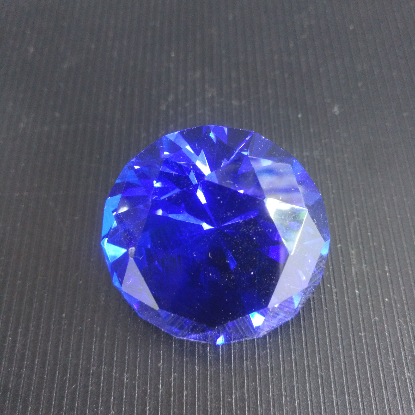 浦江幸运水晶D区三楼三街7952A店60#水晶钻石001