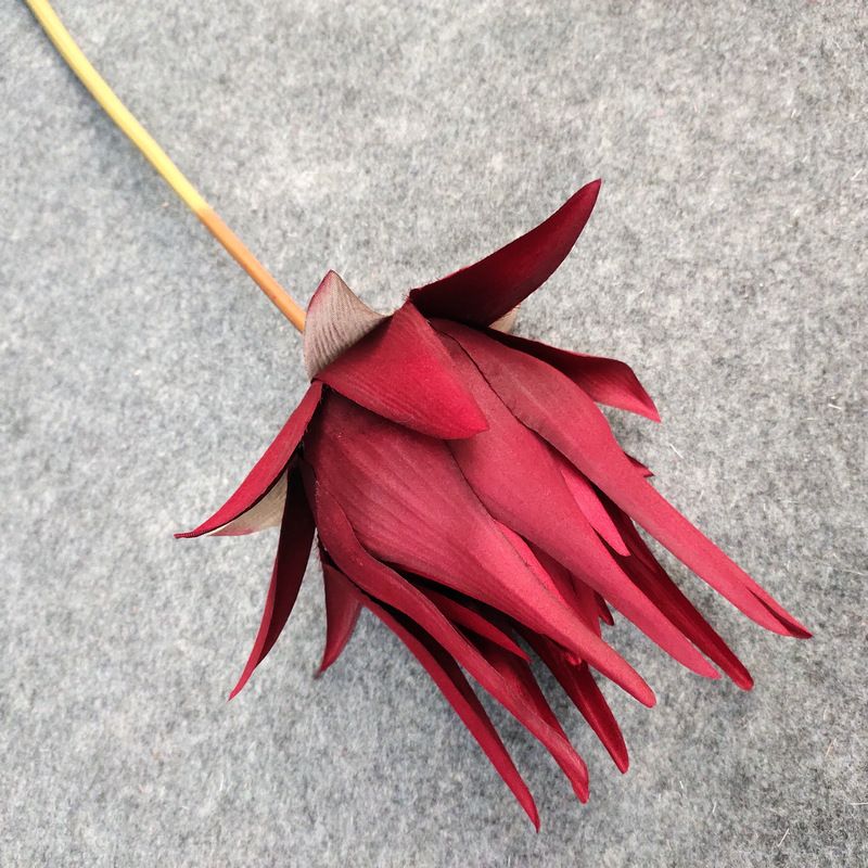 Wholesale of European-style retro artificial flower Emperor No. 3 potted flower bouquets for living rooms and bedrooms Application Scenario