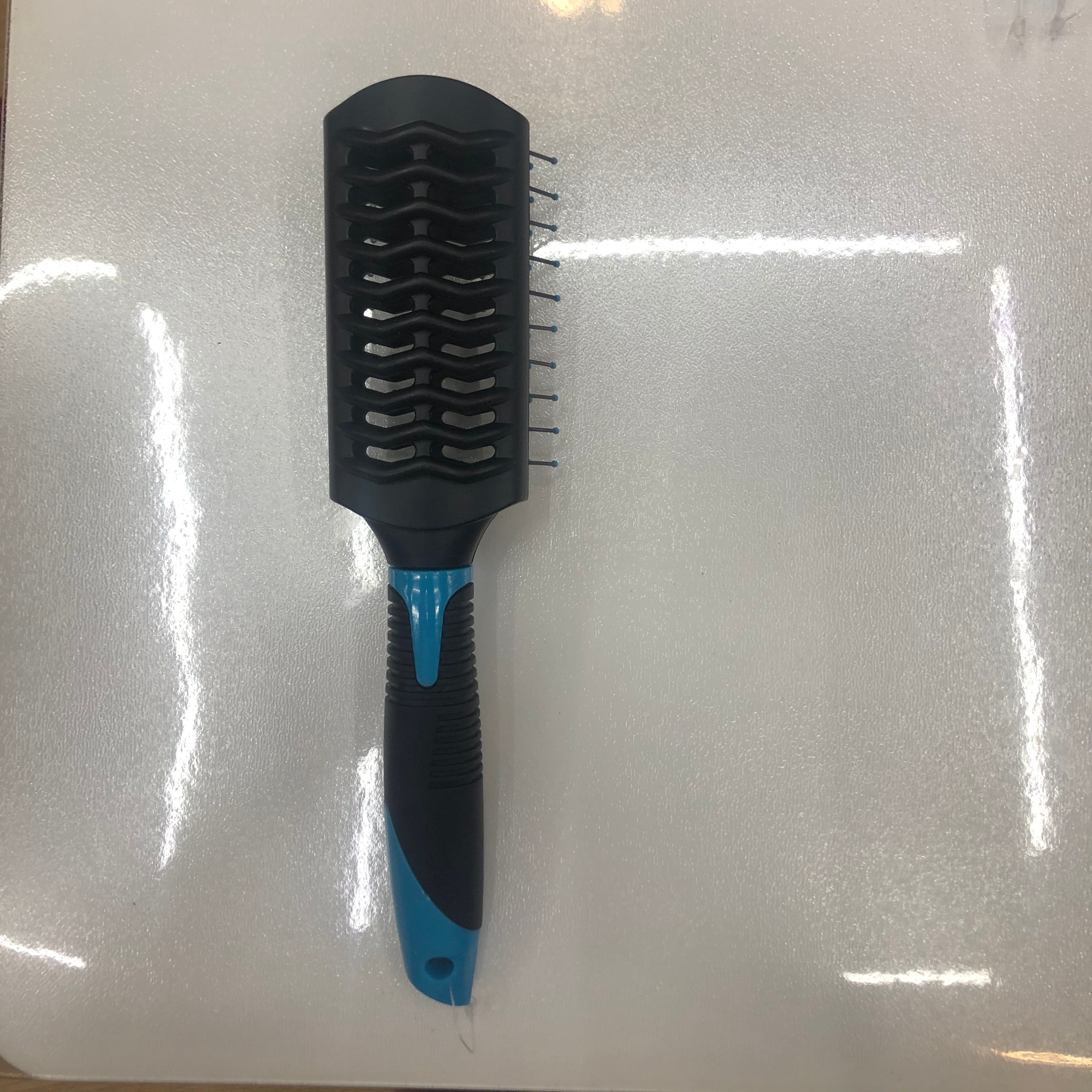 No. 8 Black Super Large Hair Comb Color Handle Simple Generous De Runfa Brand details Picture