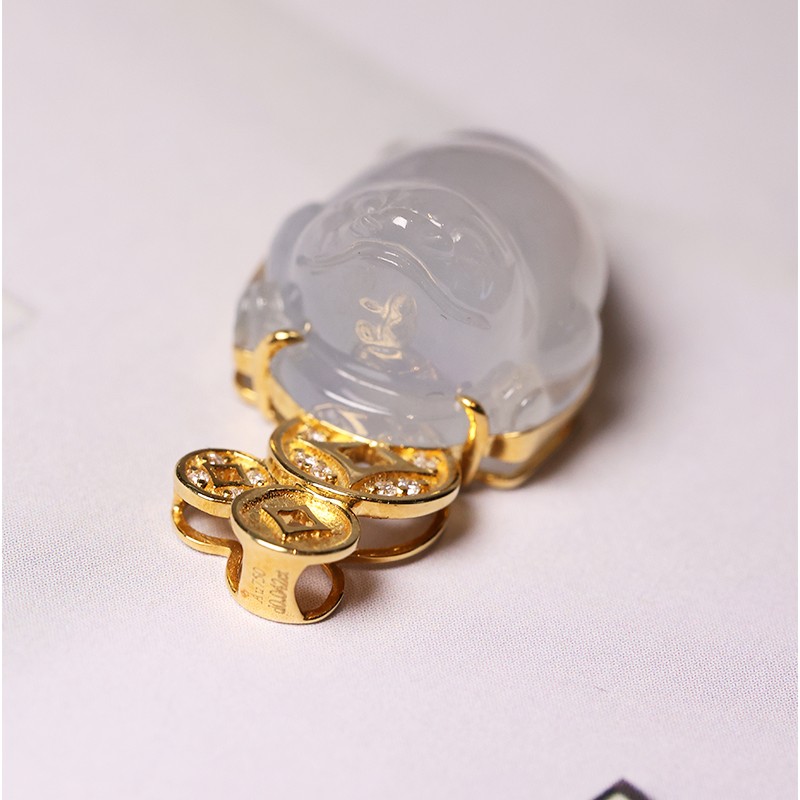 新宝丽D区三楼七街8148店冰种金蟾吊坠新宝丽024详情图5