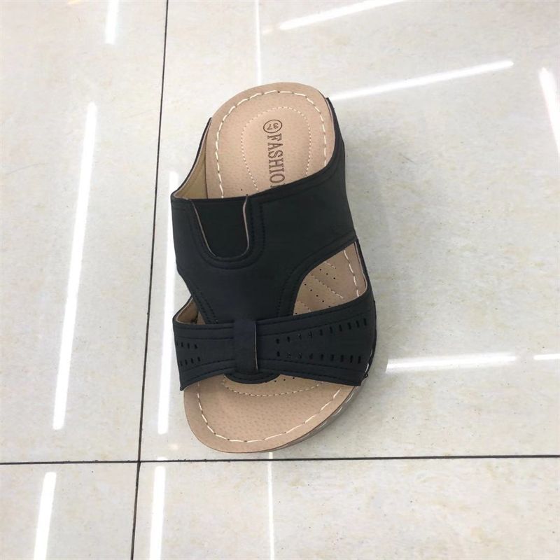 平底拖鞋女2021夏季新款时尚外穿百搭凉拖鞋女韩版防滑妈妈鞋经典款舒适鞋a3