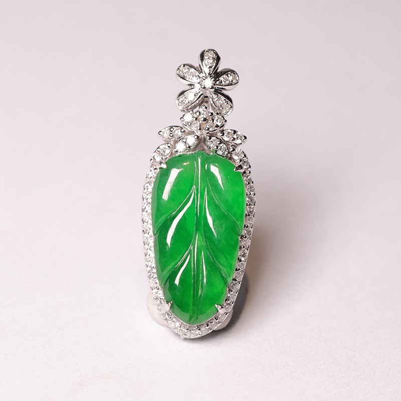 新宝丽D区三楼七街8148店阳绿翡翠叶子吊坠新宝丽051详情图4